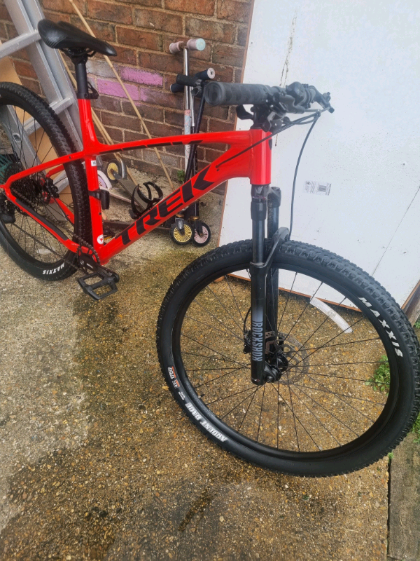 Trek Marlin 8 - XL | in Bedford 